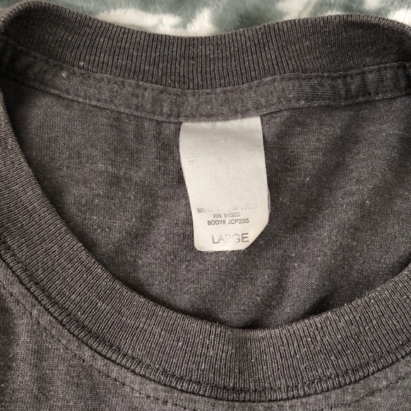 Pink Floyd Gray Paint Splatter Band Tee - Picture 6 of 8